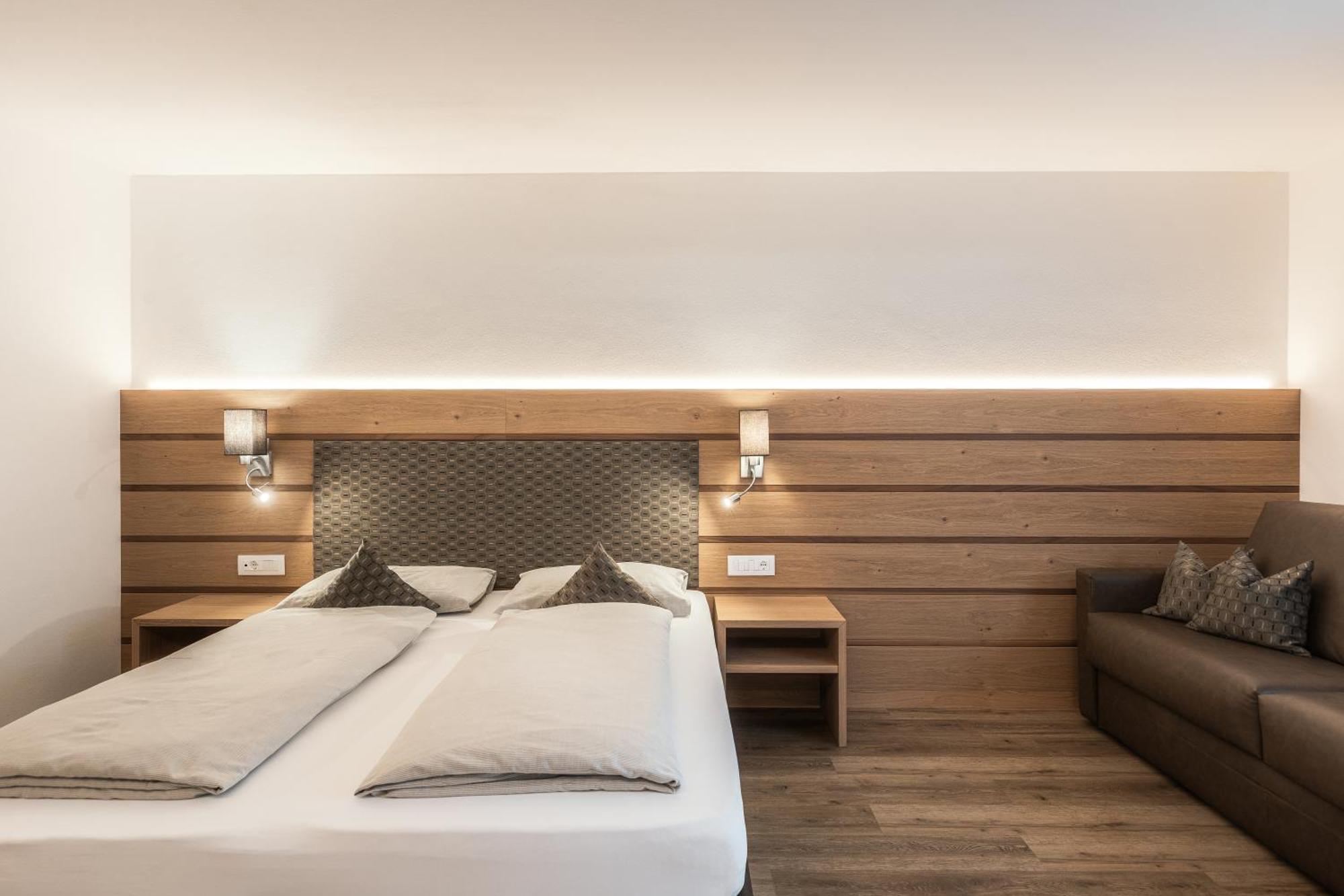 Hotel La Pineta Selva di Val Gardena Szoba fotó