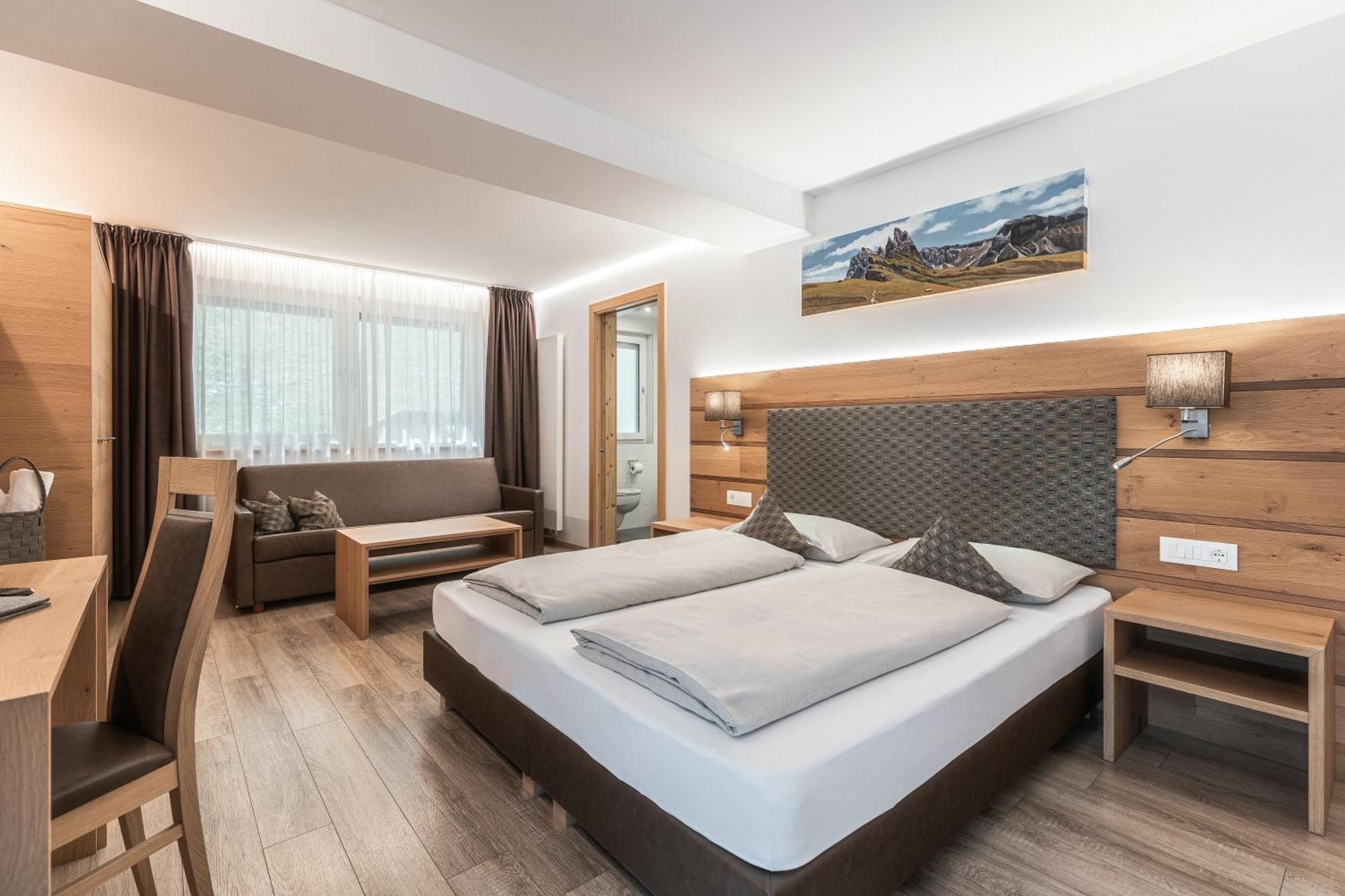 Hotel La Pineta Selva di Val Gardena Kültér fotó