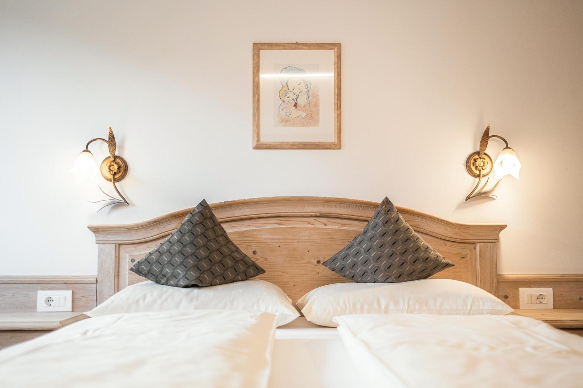 Hotel La Pineta Selva di Val Gardena Szoba fotó